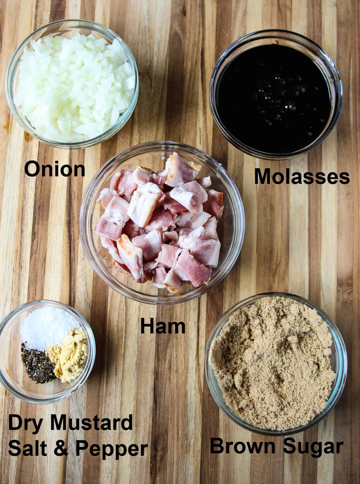 The remaining ingredients for making this recipe in glass bowls.